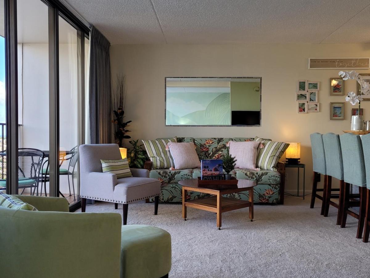 Mauka At The Waikiki Banyan Apartment Honolulu