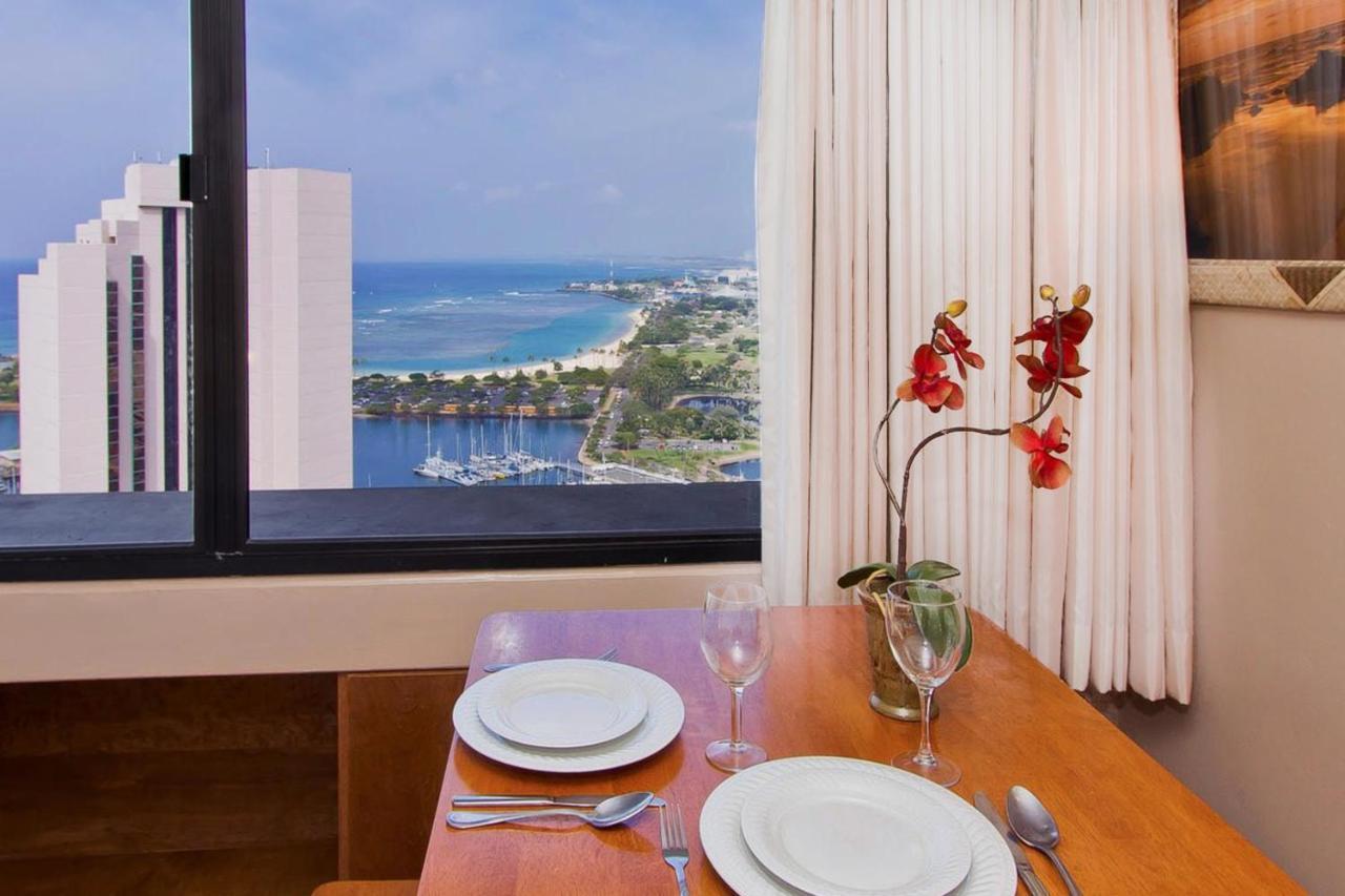 Hotel Marina Tower 3702 Honolulu