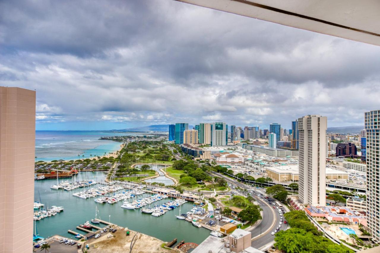 Marina Tower 3702 Honolulu