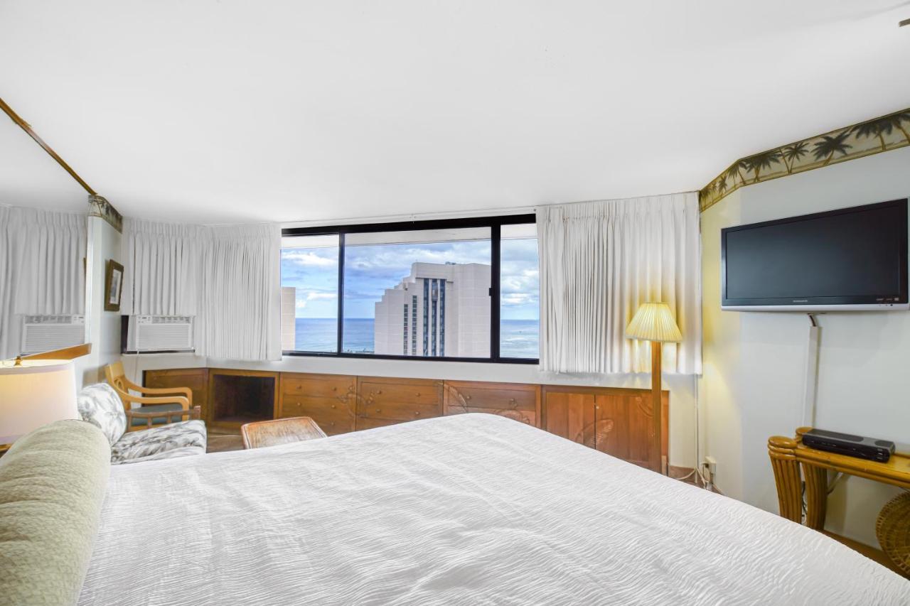 Hotel Marina Tower 3702