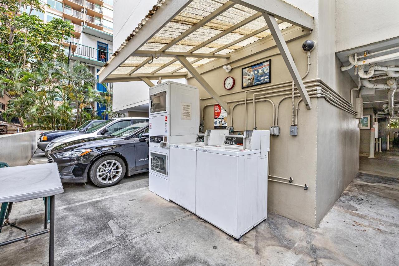 Modern Waikiki Perfect For Getaway! Honolulu