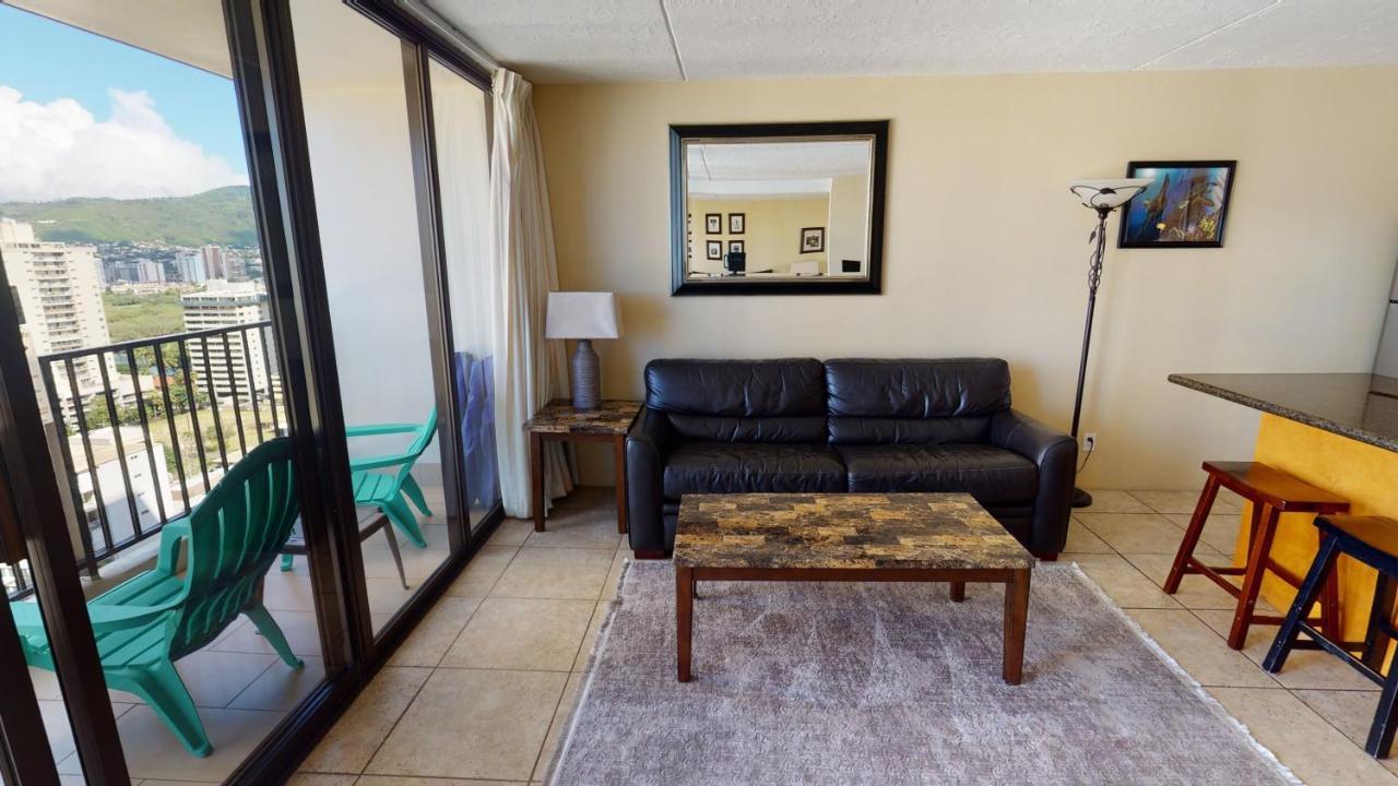Deluxe Waikiki Banyan - Free Parking & Wifi * Honolulu