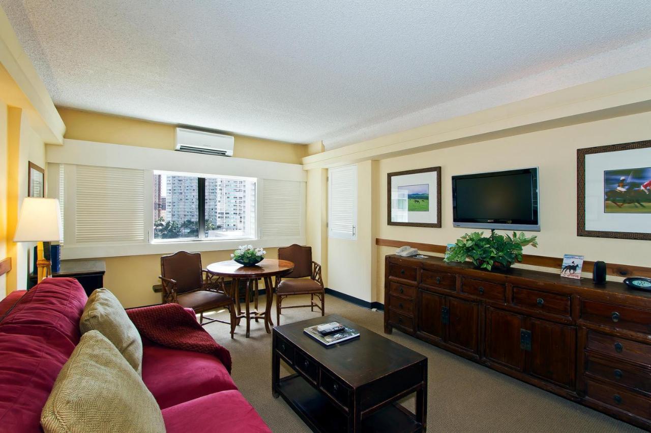 Hotel The Equus Honolulu