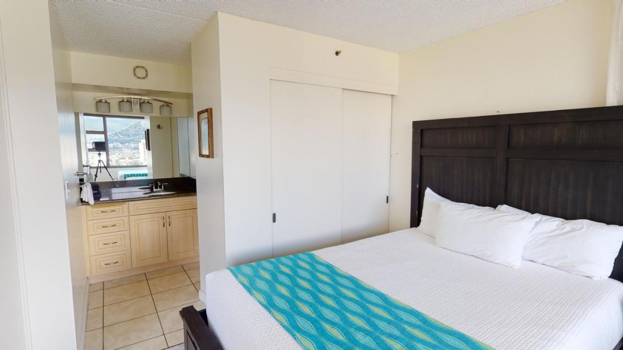 Deluxe Waikiki Banyan - Free Parking & Wifi * Honolulu