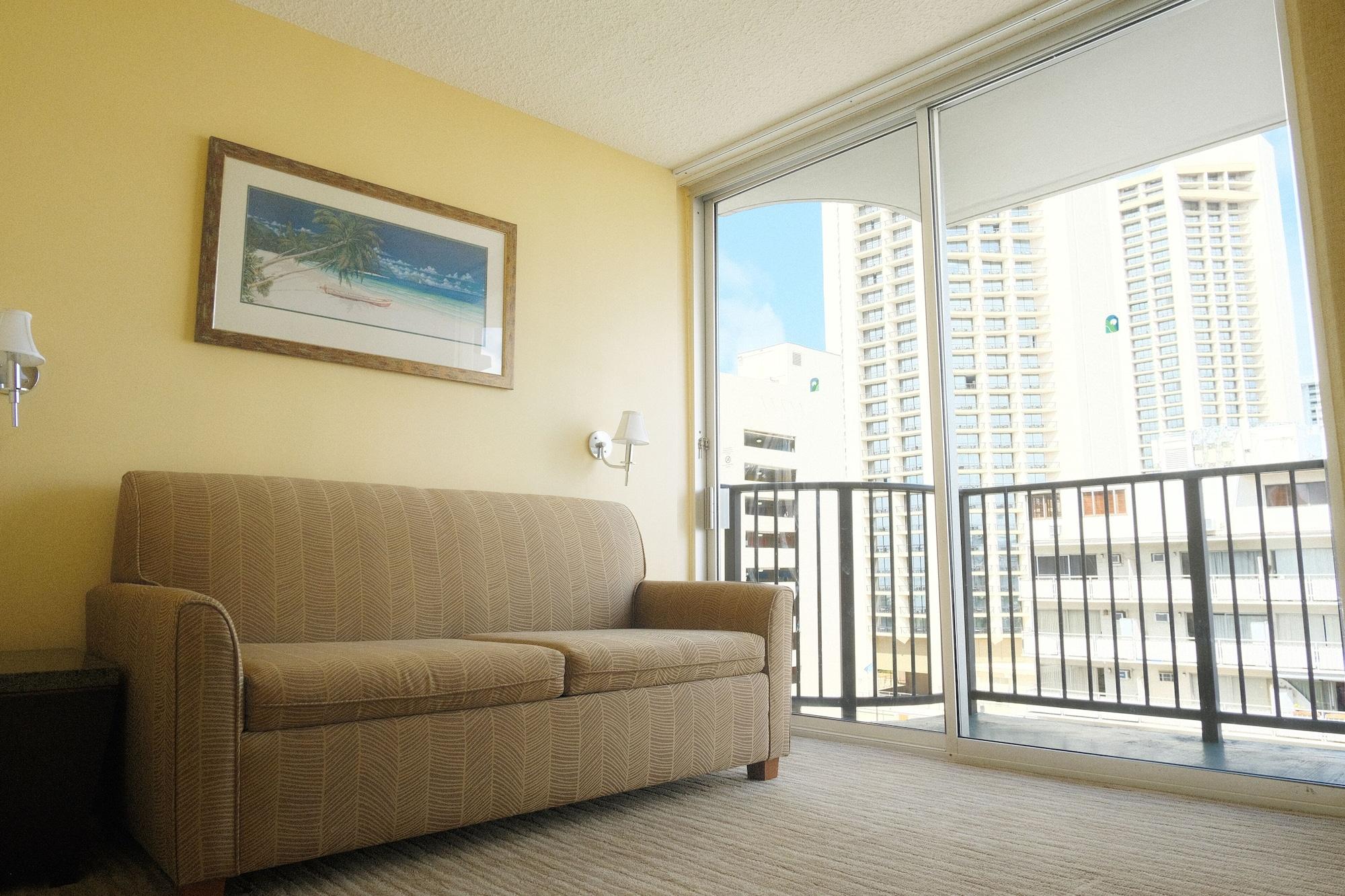 Waikiki 3*