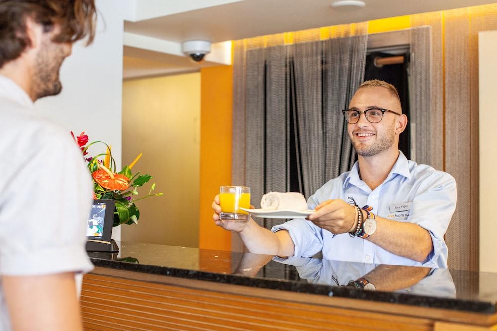 Vive Waikiki Hotel Honolulu