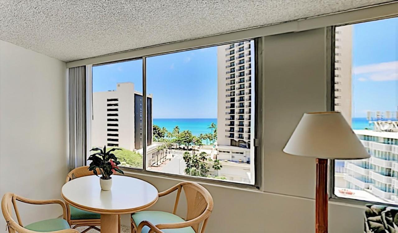 Apartment Pacific Monarch 1003