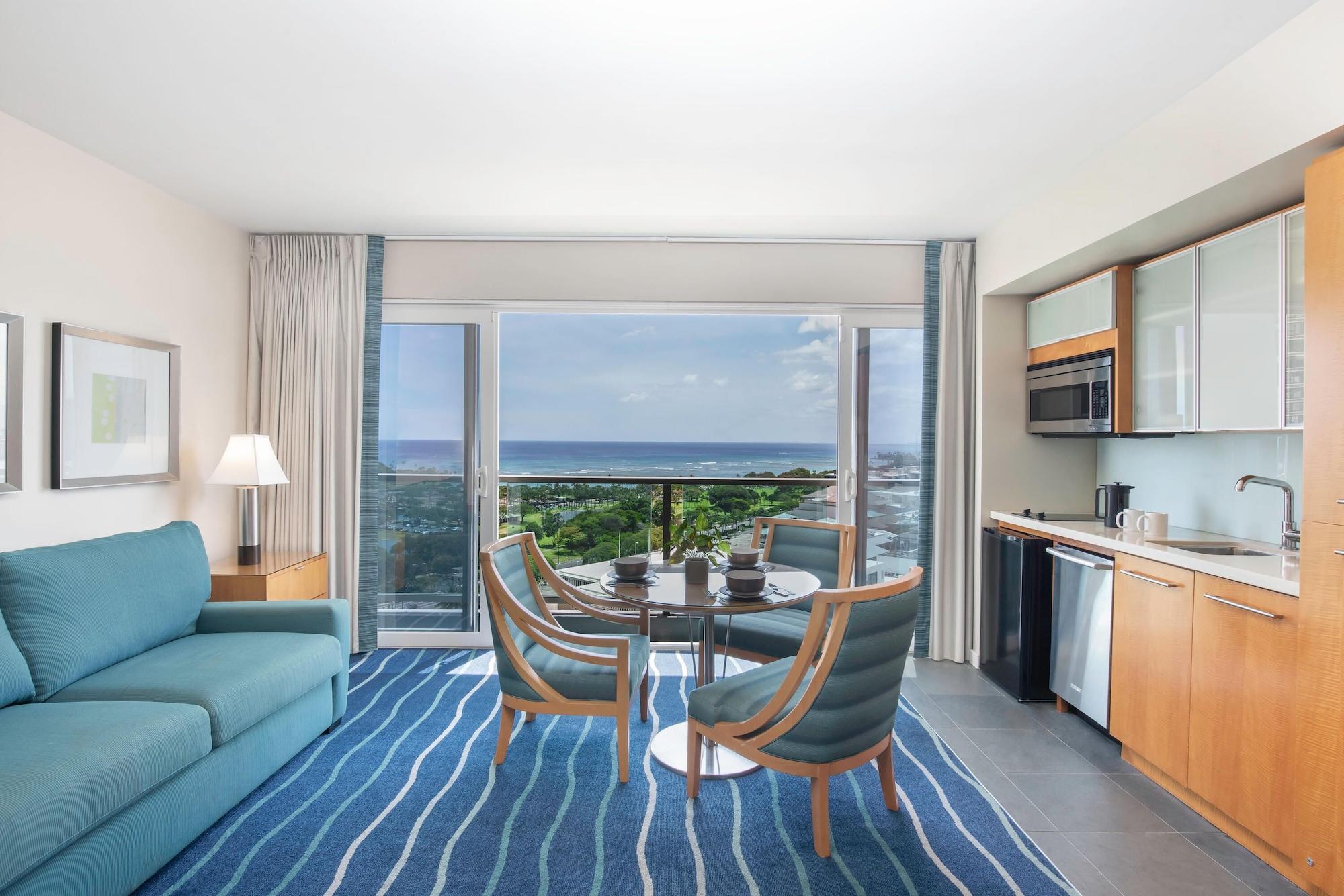 Ala Moana Honolulu by Mantra