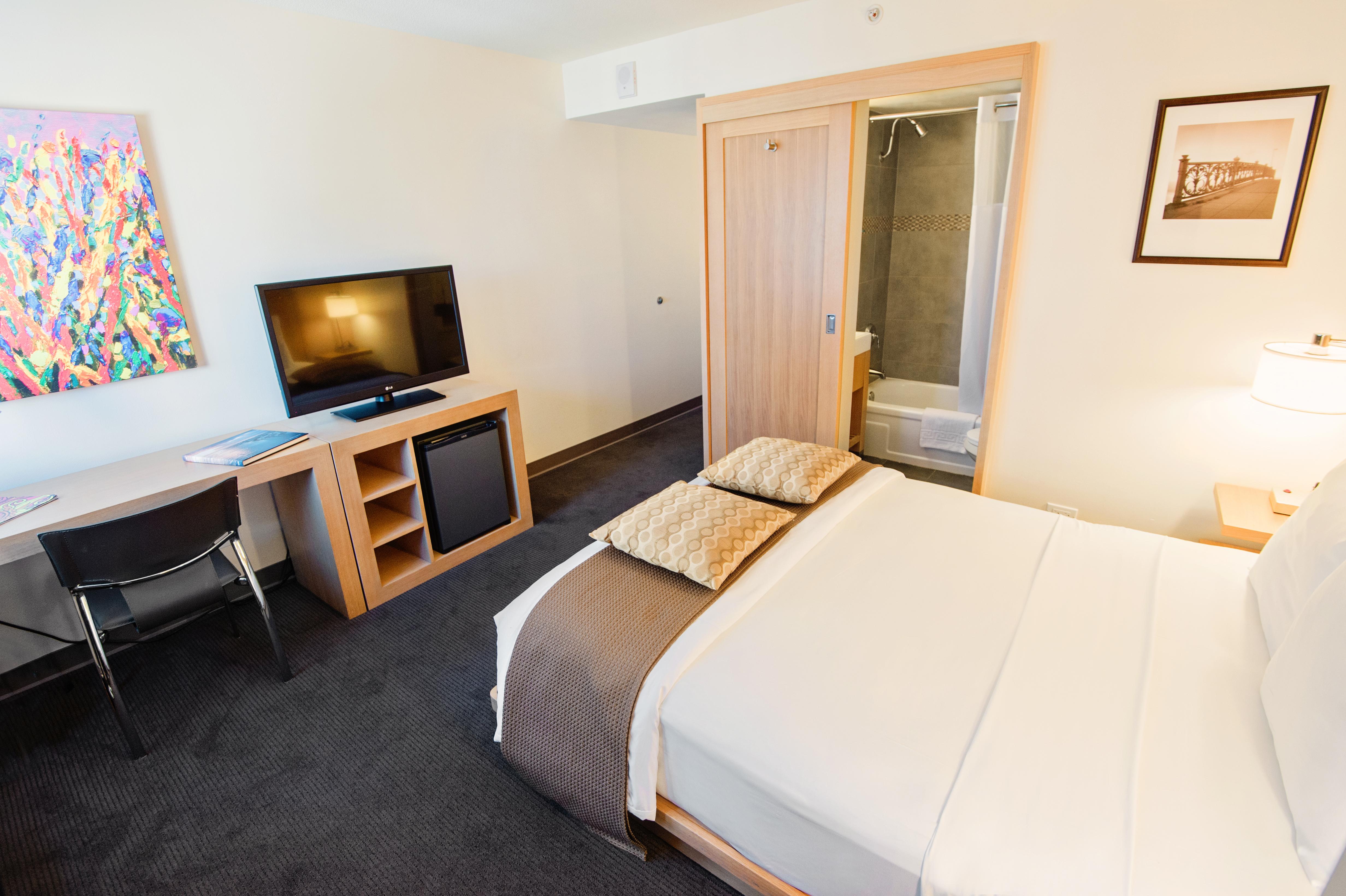 Vive Waikiki Hotel 3*