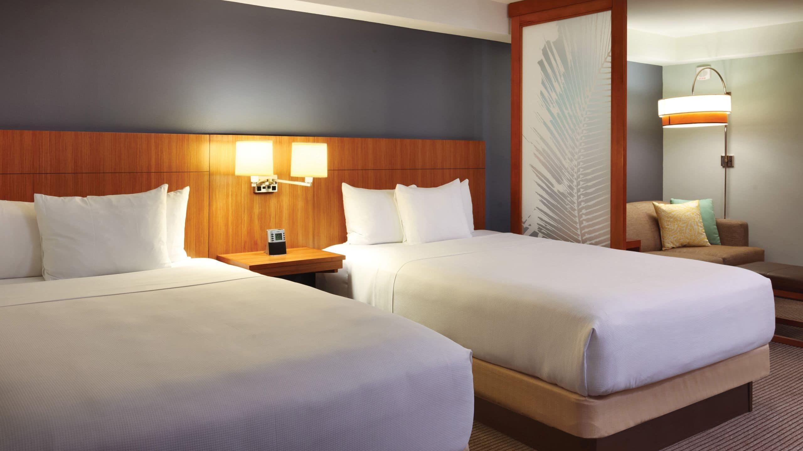 Hyatt Place Waikiki Hotel 4*