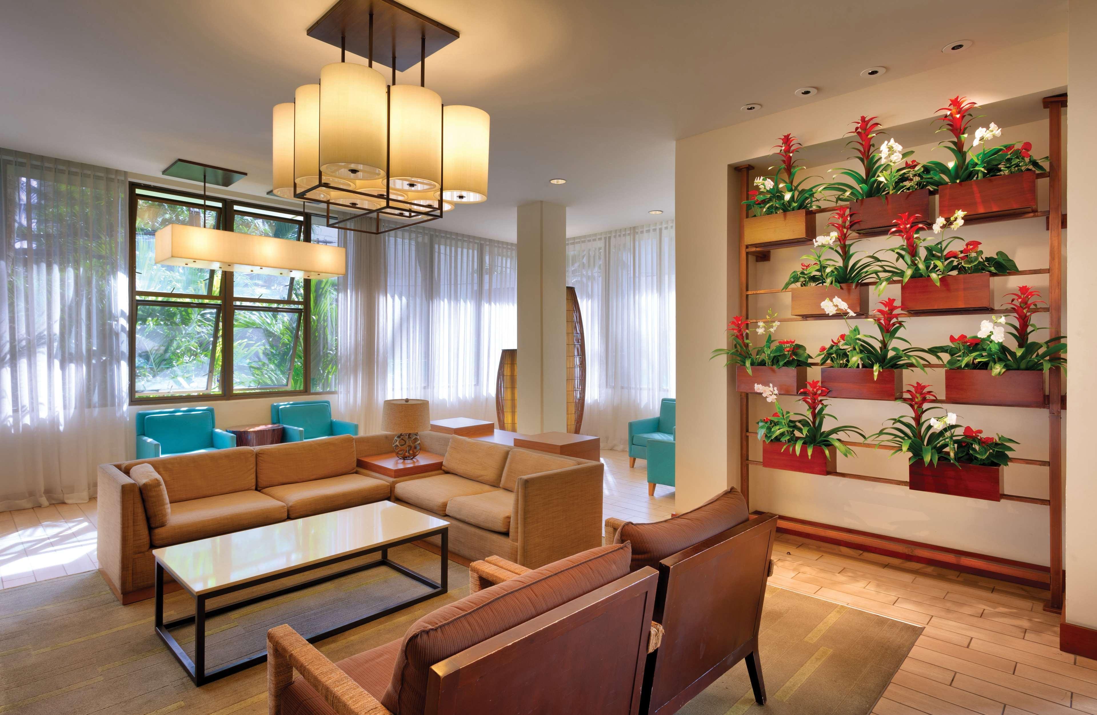 Hyatt Place Waikiki Hotel 4*