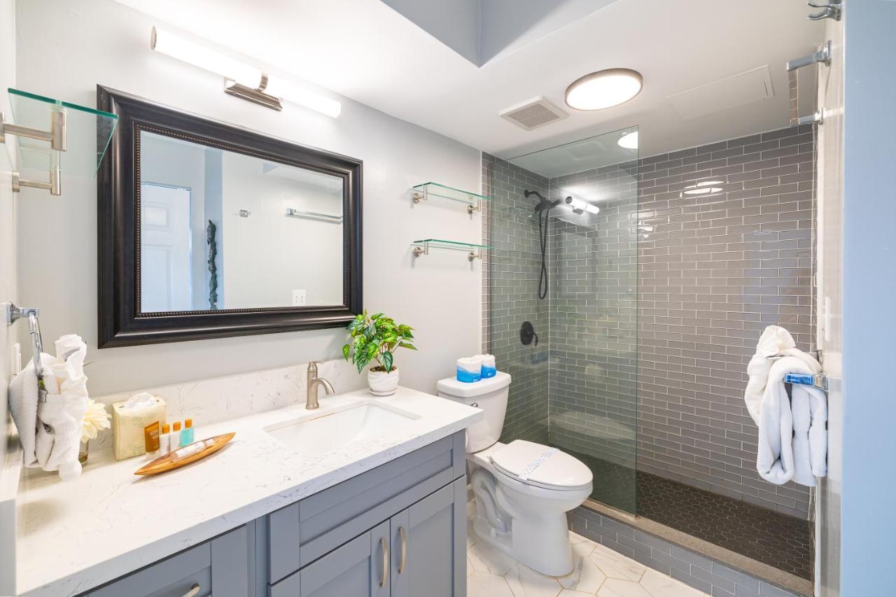 Apartment Tropical Retreat Near Waikiki With Parking