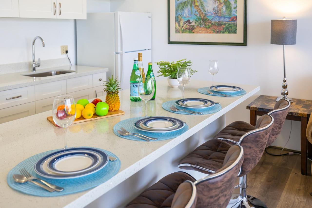 Beautiful Ocean And Diamond Head Views With Parking Apartment