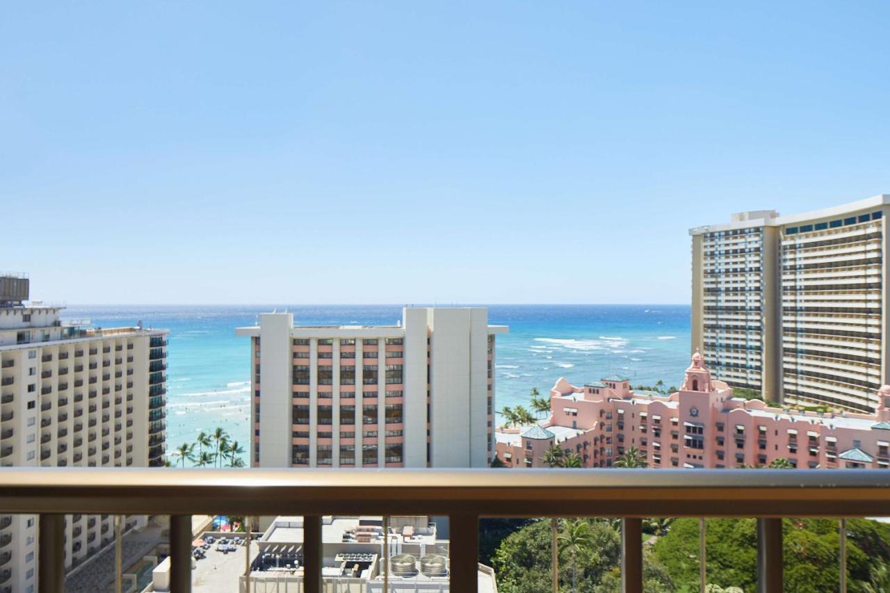 Hotel Outrigger Waikiki Beachcomber 4*