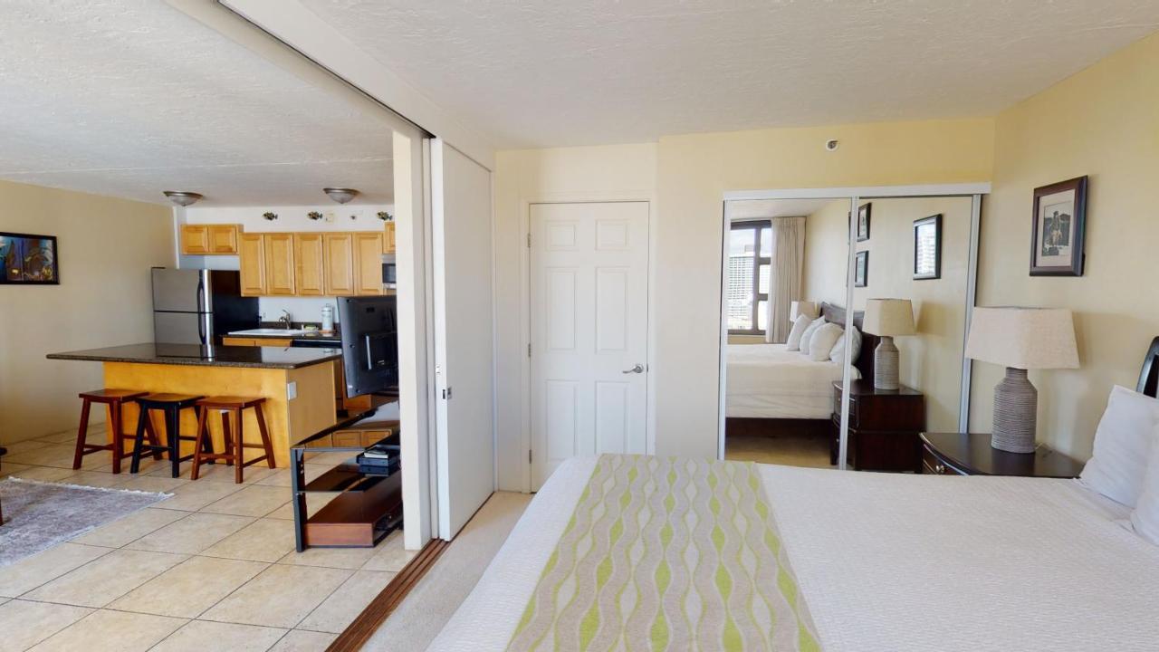 Apartment Deluxe Waikiki Banyan - Free Parking & Wifi *