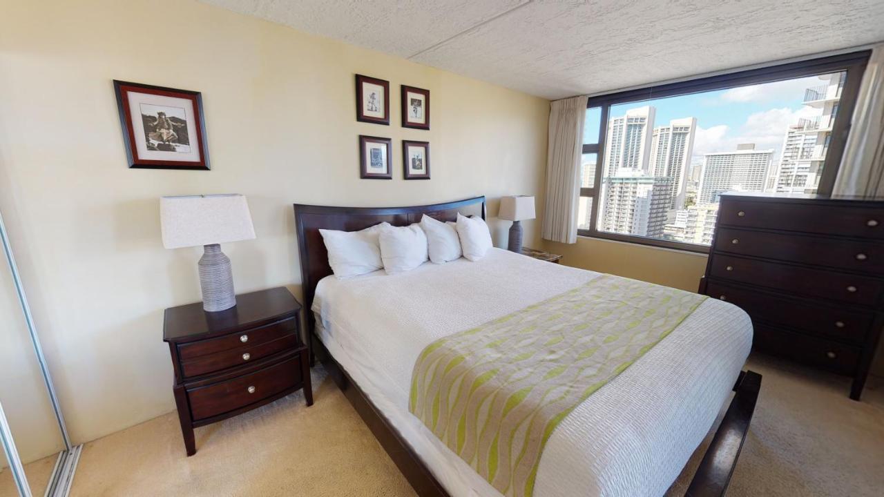 Deluxe Waikiki Banyan - Free Parking & Wifi Apartment Honolulu