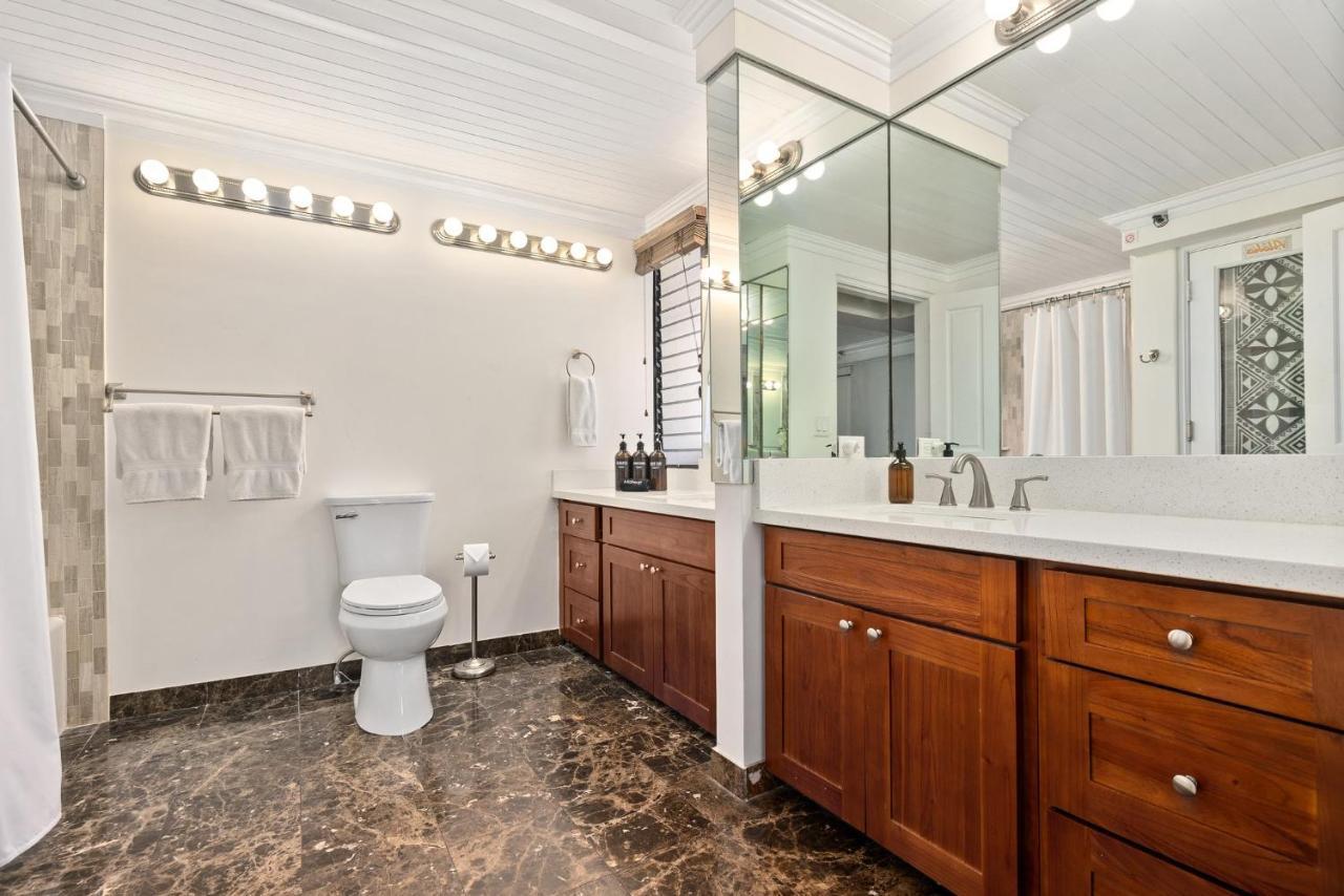 Expansive Lanai W/ Panoramic Views - Walk To Waikiki Beach Apartment Honolulu