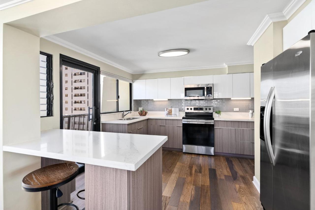 Expansive Lanai W/ Panoramic Views - Walk To Waikiki Beach * Honolulu
