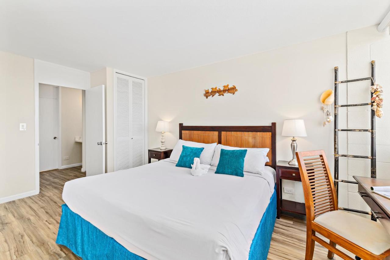 Stunning 1br Ocean View At Ilikai Marina