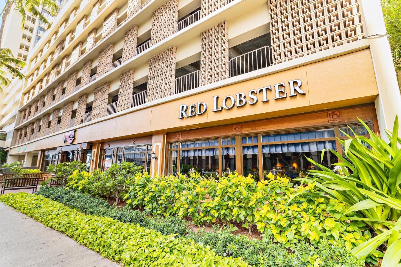 Apartment Stunning 1br Ocean View At Ilikai Marina