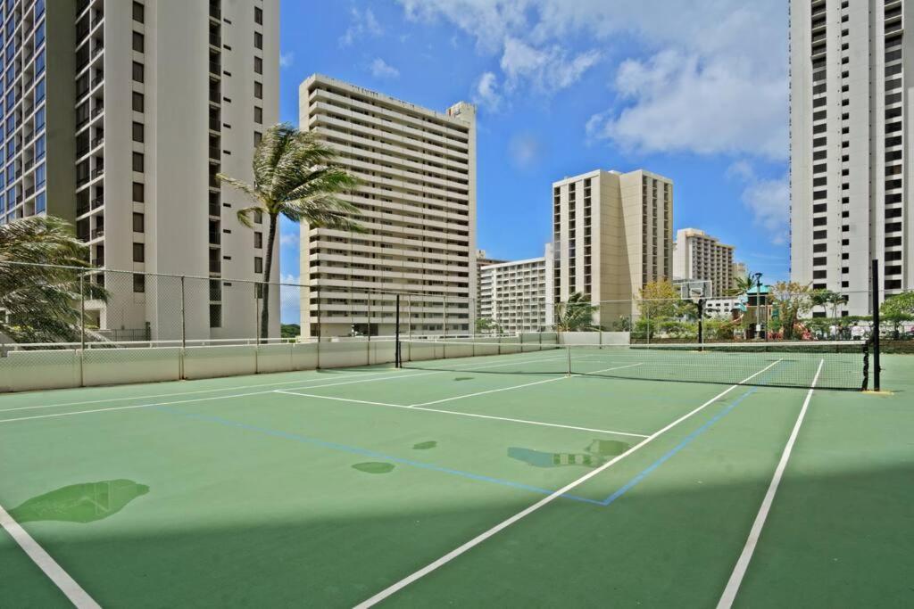 Pe'a Ocean View @waikiki Banyan +1 Free Park * Honolulu