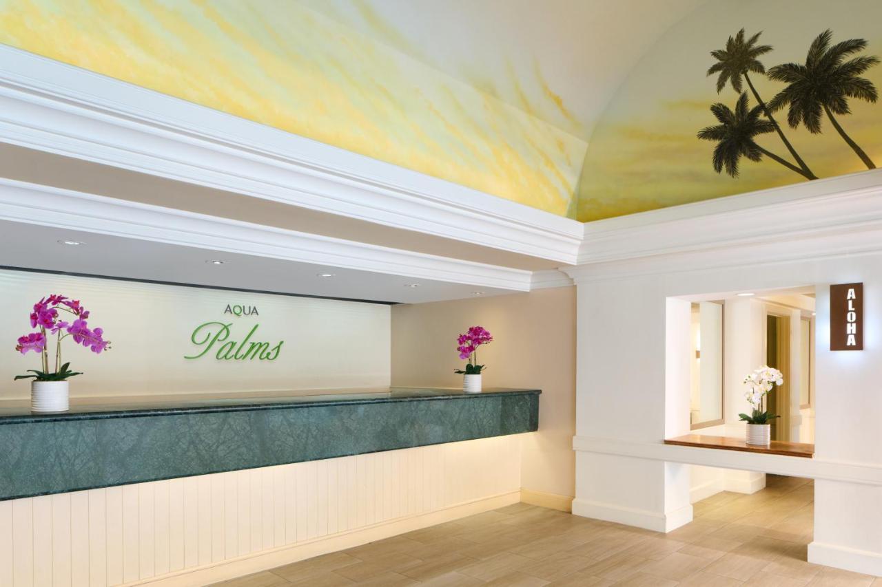 Aqua Palms Waikiki