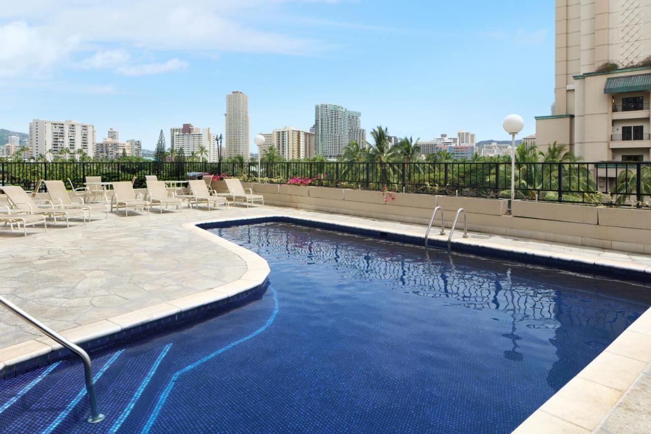 Aqua Palms Waikiki Aparthotel