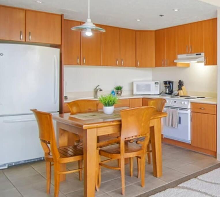 Apartment The Whale @waikiki Banyan