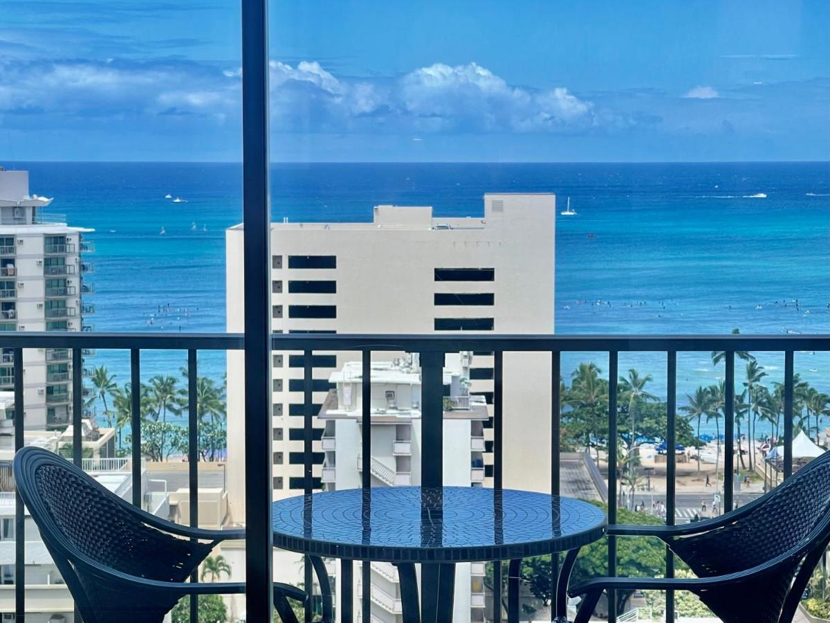 Jenny's Waikiki Apartment