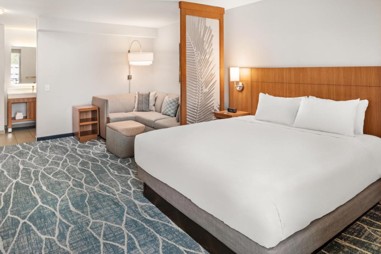 Hyatt Place Waikiki