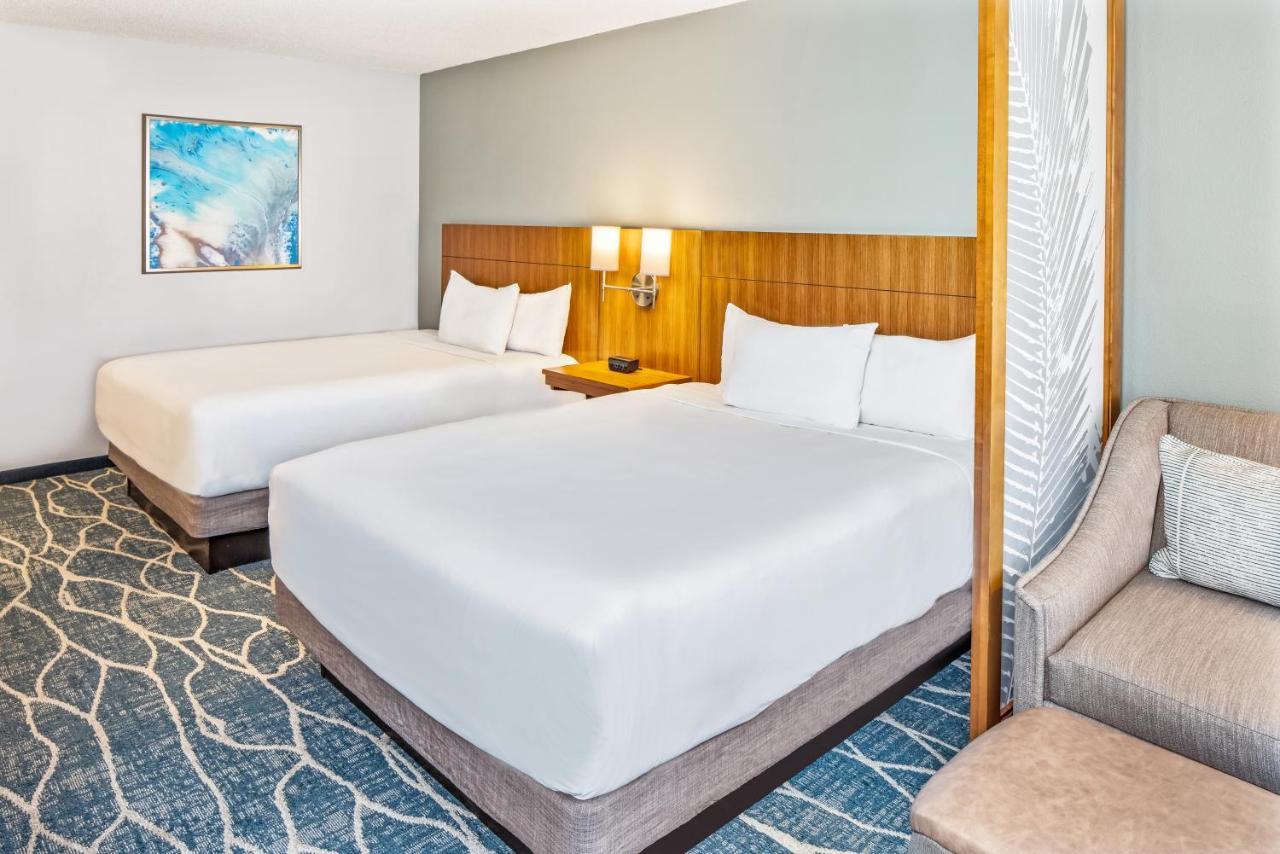 Hyatt Place Waikiki