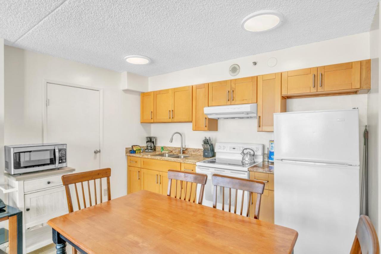 Standard Ocean View - 35th Floor Views, Free Parking & Wifi Apartment