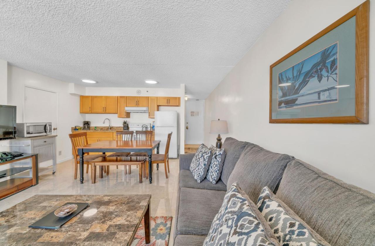 Standard Ocean View - 35th Floor Views, Free Parking & Wifi *