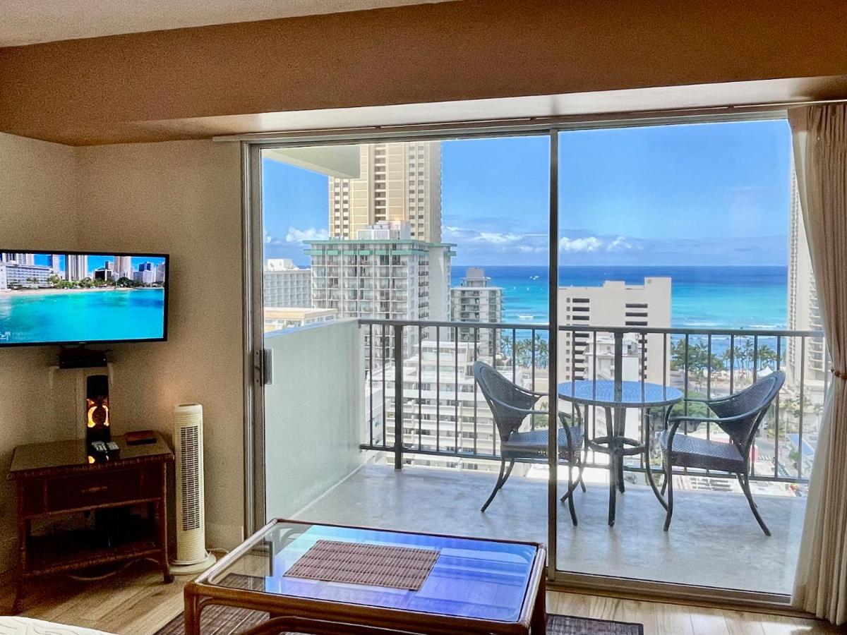 Jenny's Waikiki Apartment