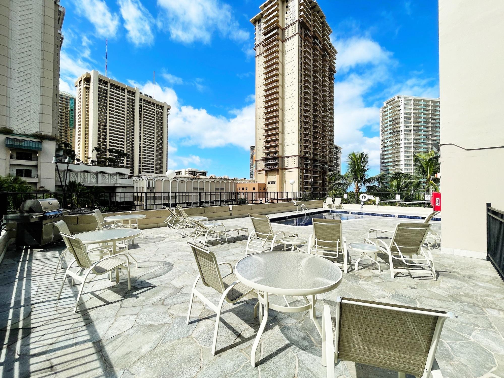 Aparthotel Aqua Palms Waikiki 3*