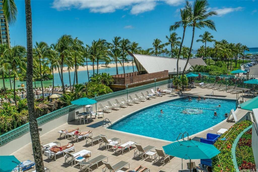 Ilikai With Ocean View Honolulu