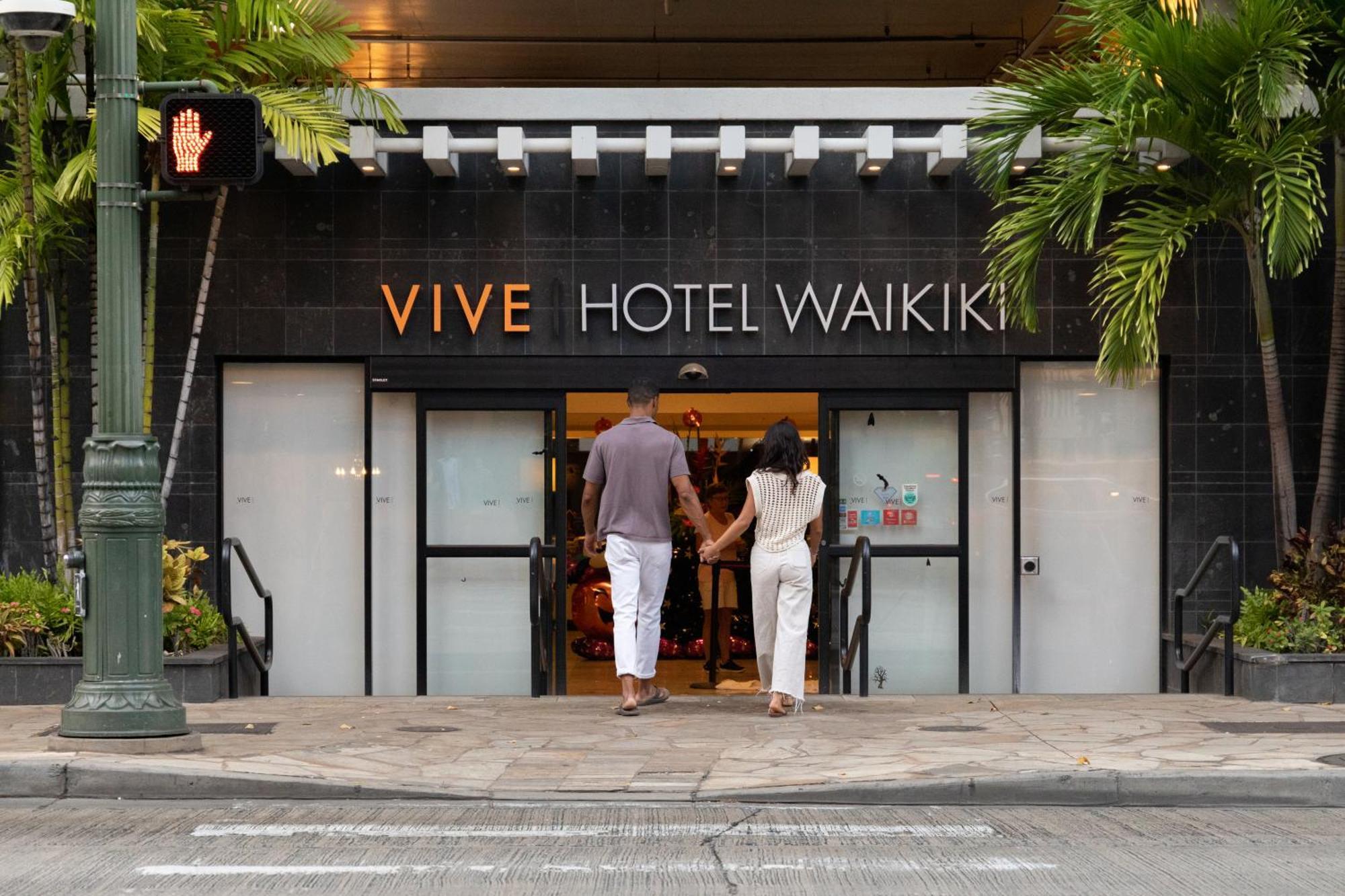 Vive Waikiki Hotel