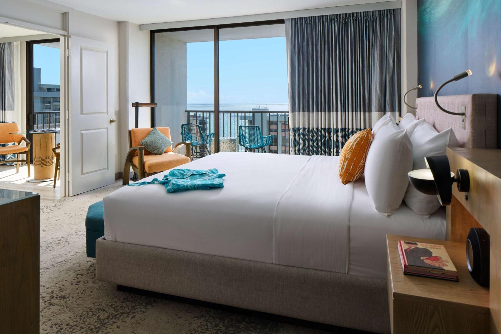Outrigger Waikiki Beachcomber Hotel