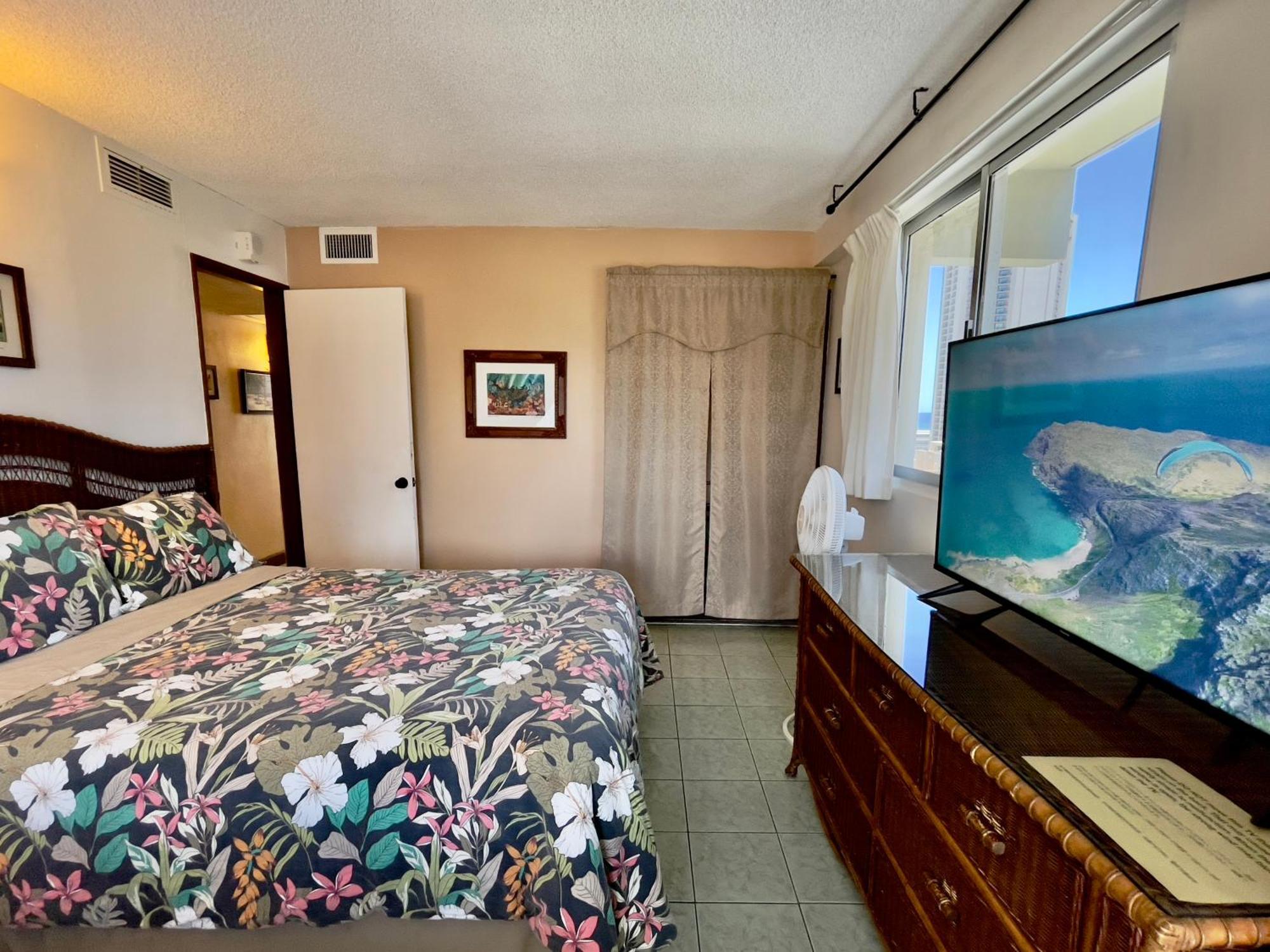 Jenny's Waikiki *