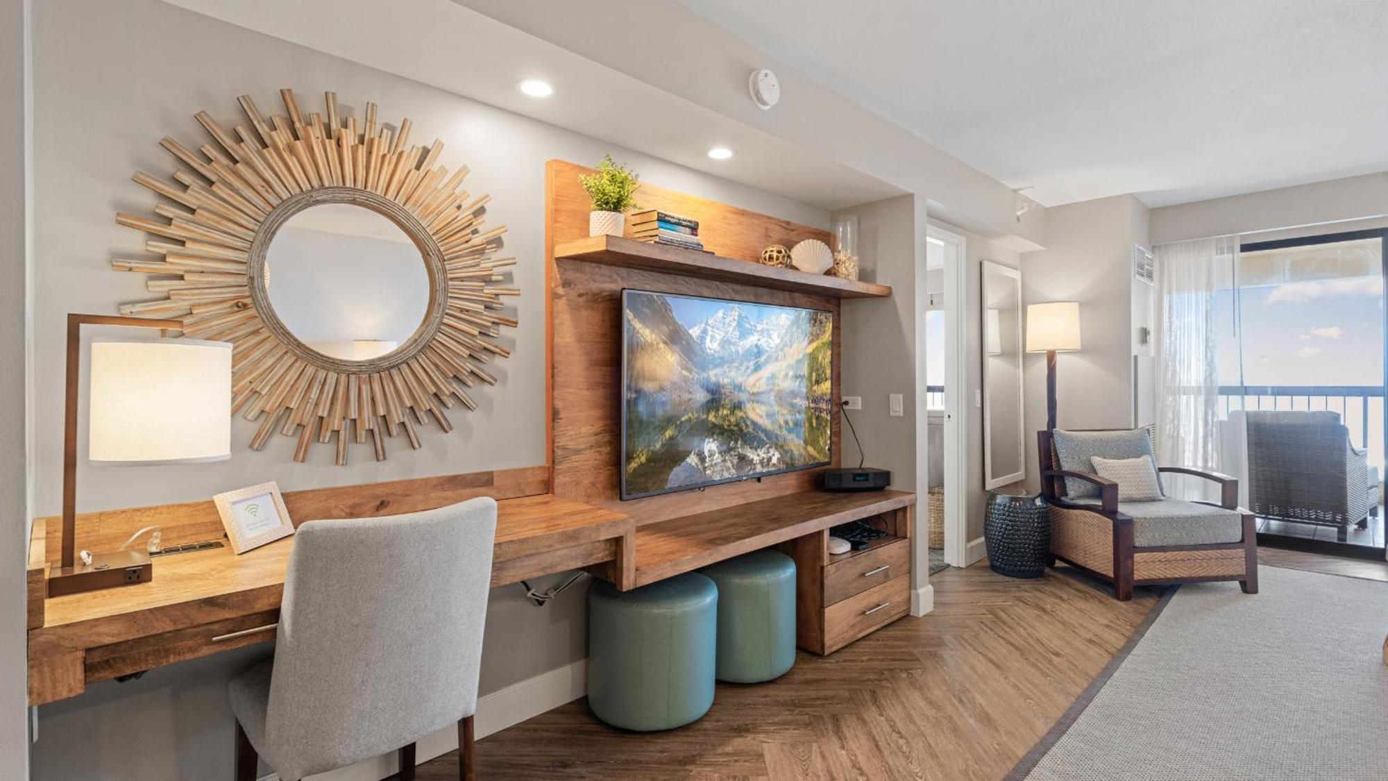Apartment Luxury Oceanfront 2 Bedroom At Waikiki Tower