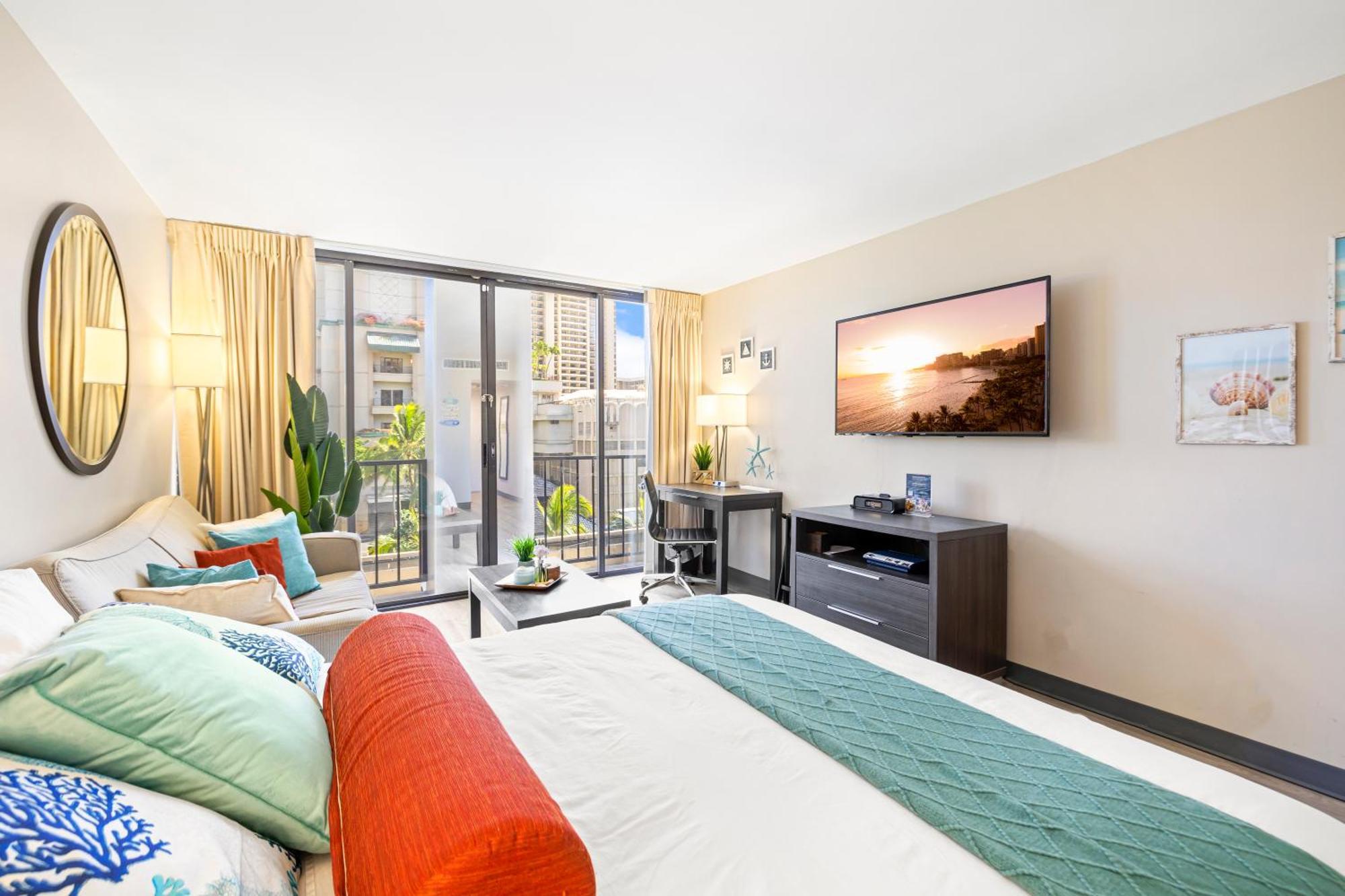 Relaxing & Cozy Coastal Studio With Free Parking! *