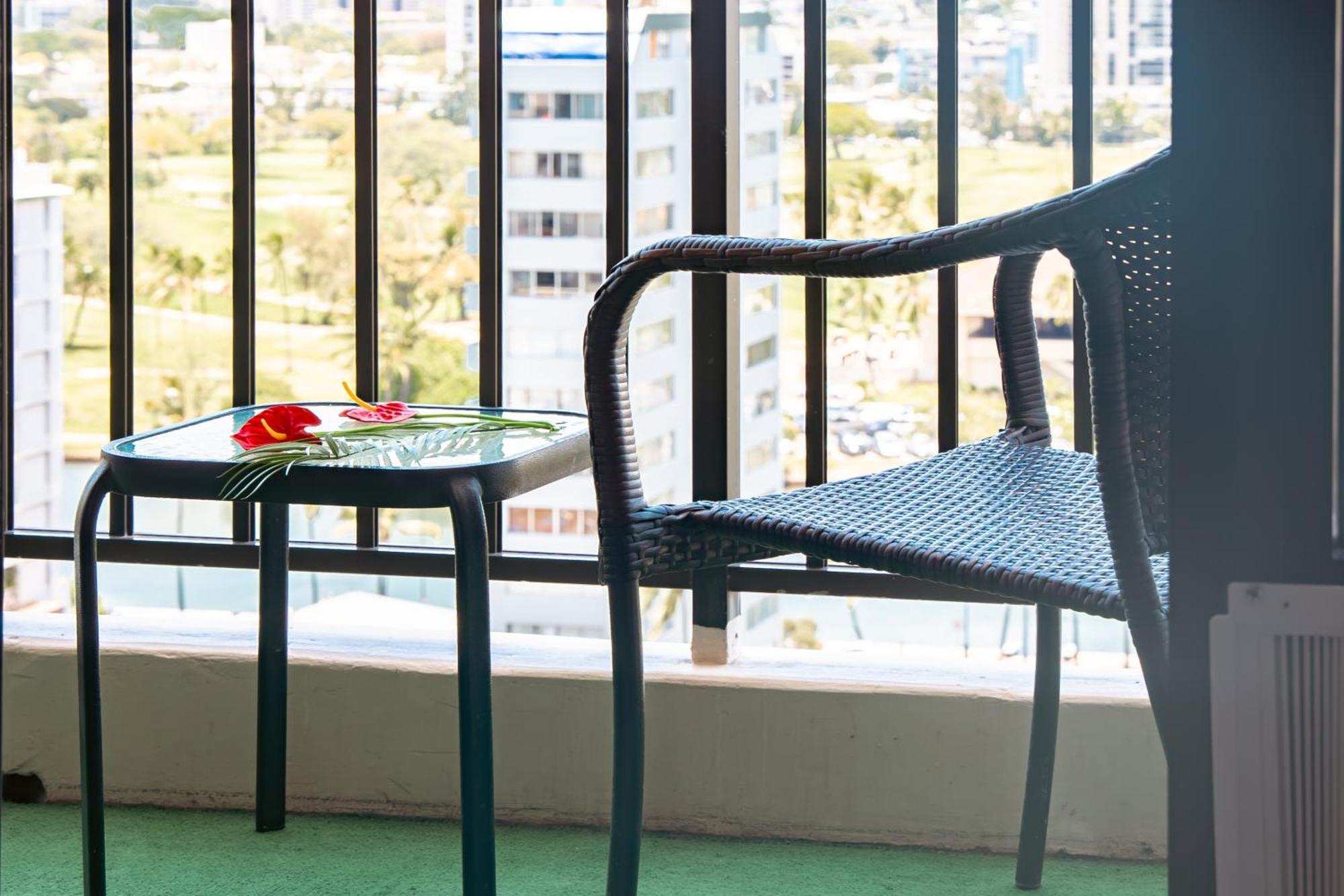 Mountain View W/ King-size Bed, Free Parking Honolulu