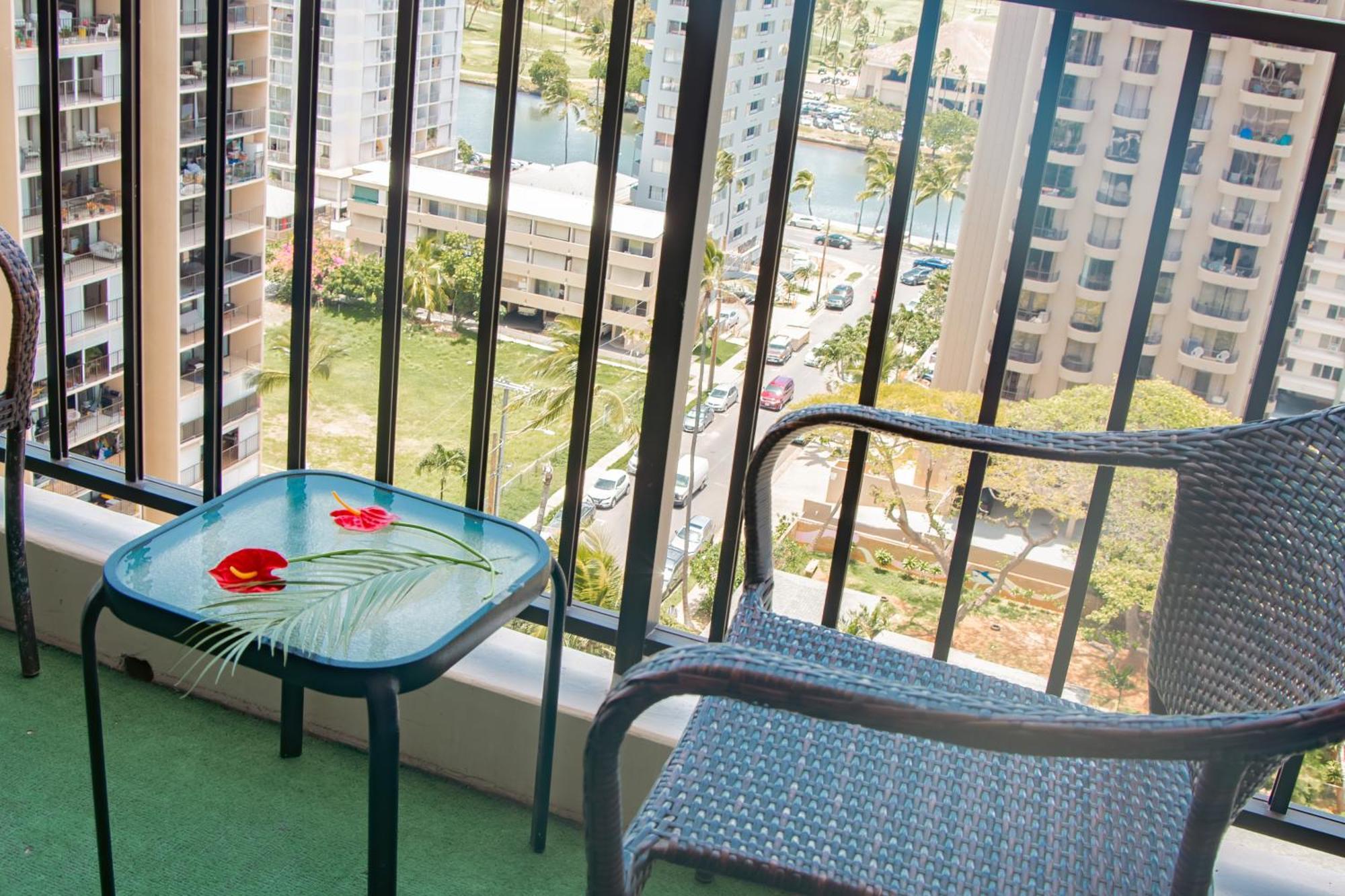Mountain View W/ King-size Bed, Free Parking Apartment