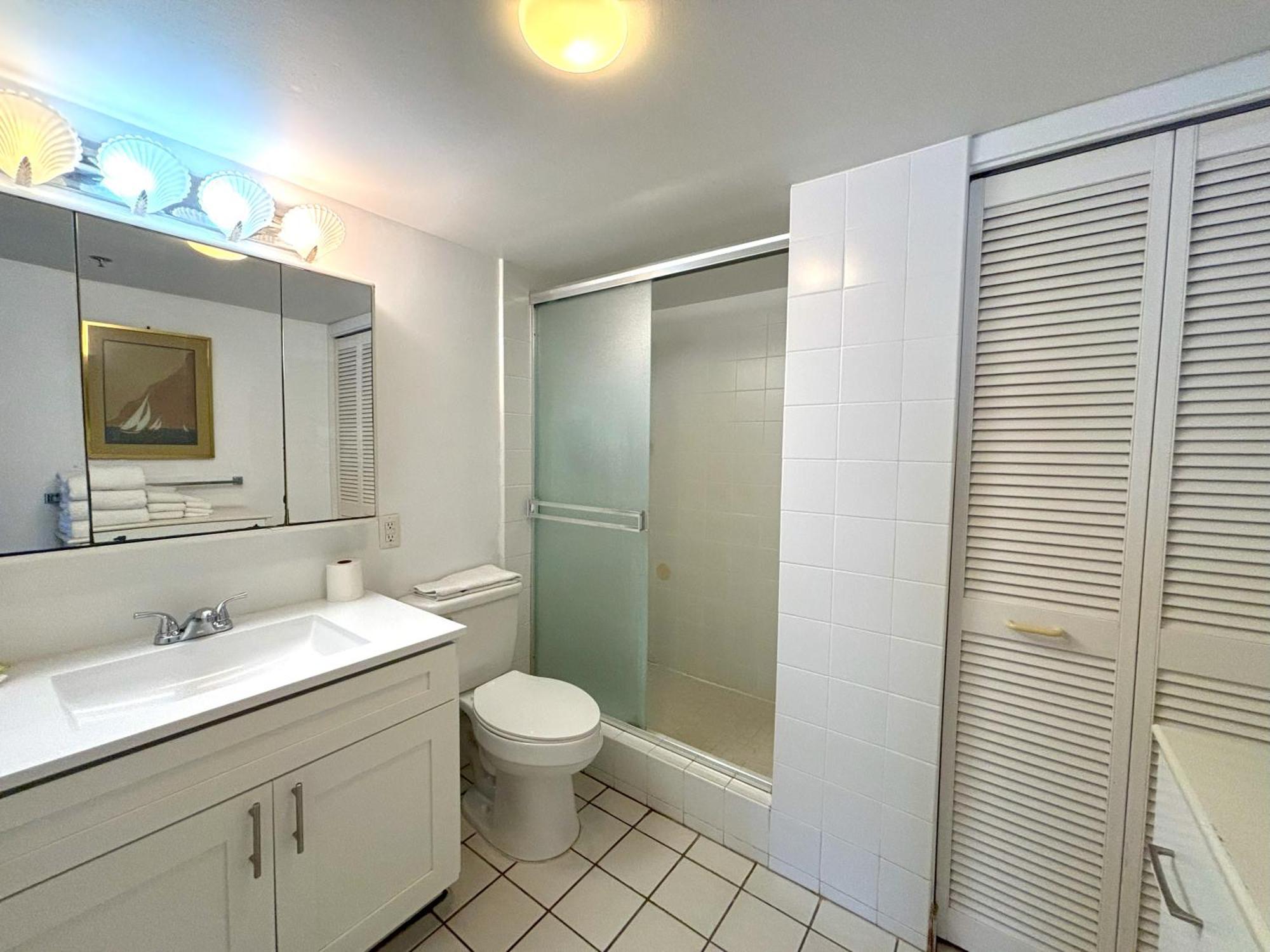 Ilikai Apt 1618 - Spacious 2br 2ba Unit With Stunning Ocean-lagoon View * Honolulu