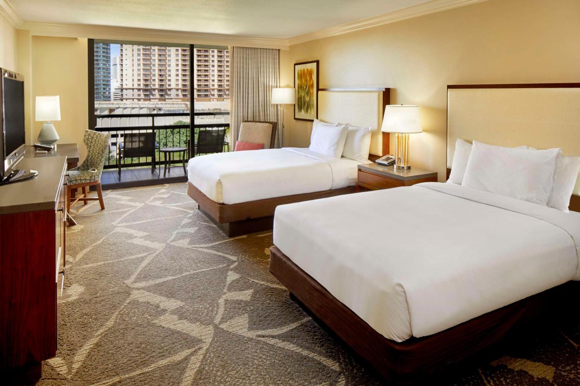 Hilton Hawaiian Village Waikiki Resort 4*