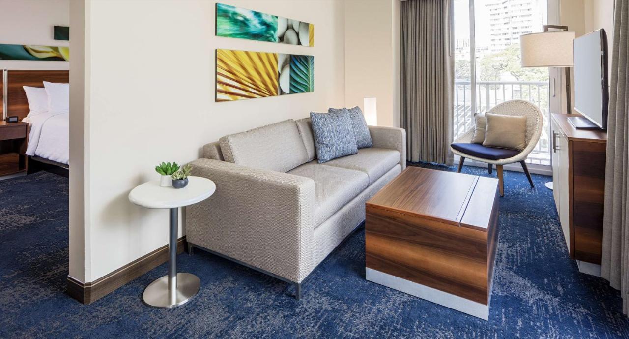 Hilton Garden Waikiki Hotel 3*