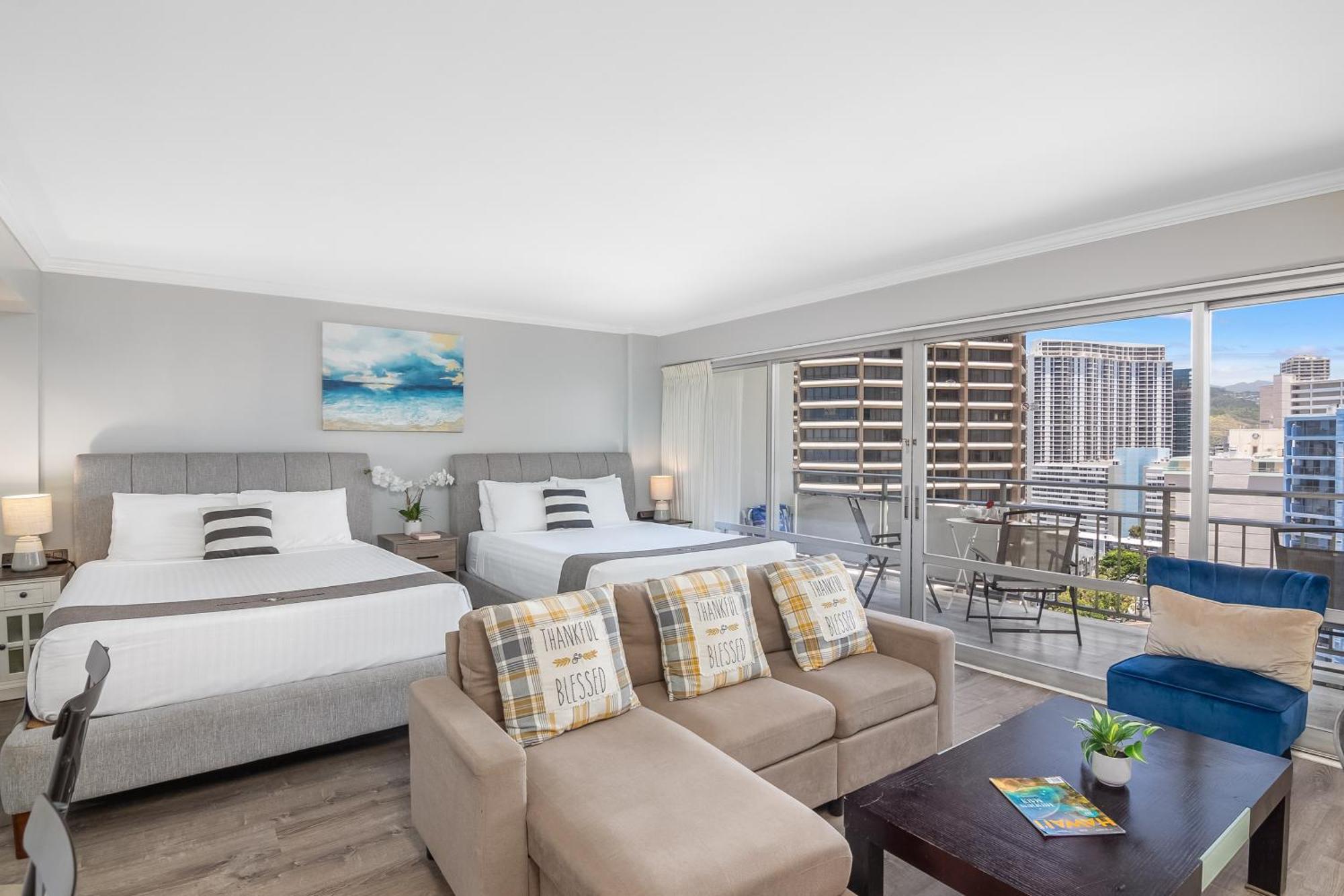 Apartment Waikiki View At The Ilikai, Close To