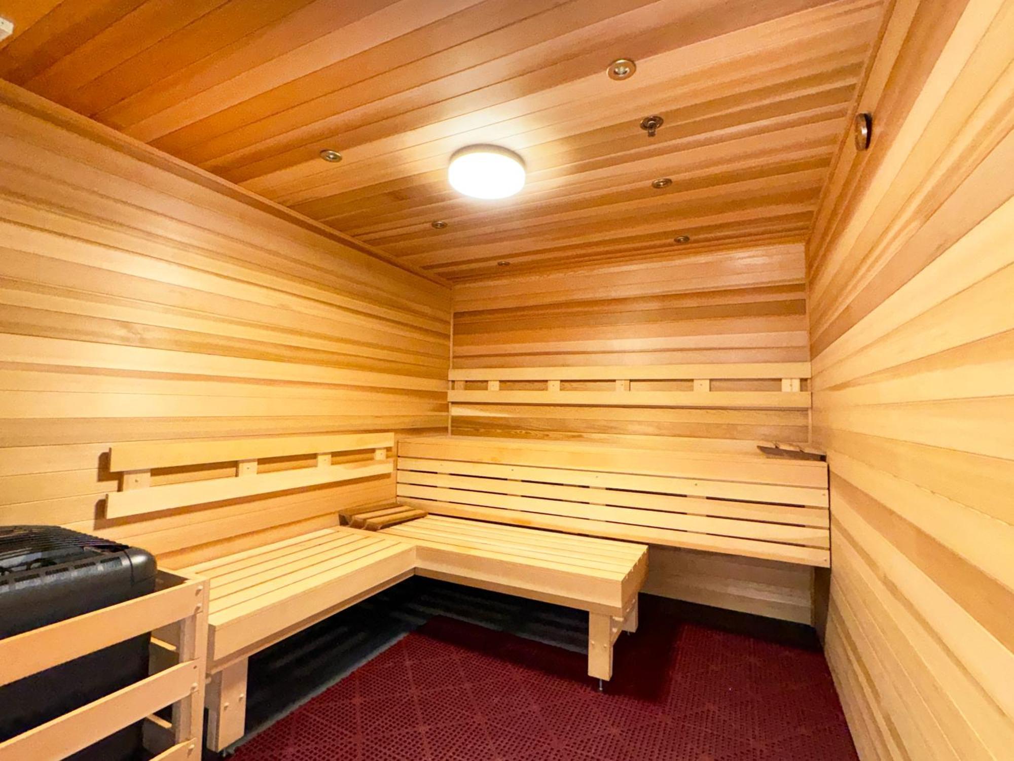 Mountain View W/ King-size Bed, Free Parking