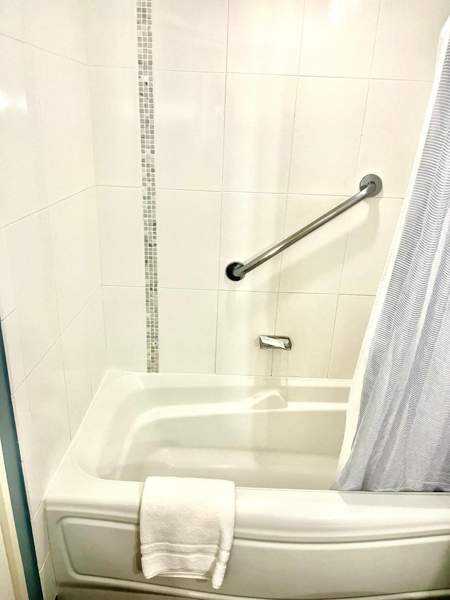 ~four-star Serviced Apartment Honolulu