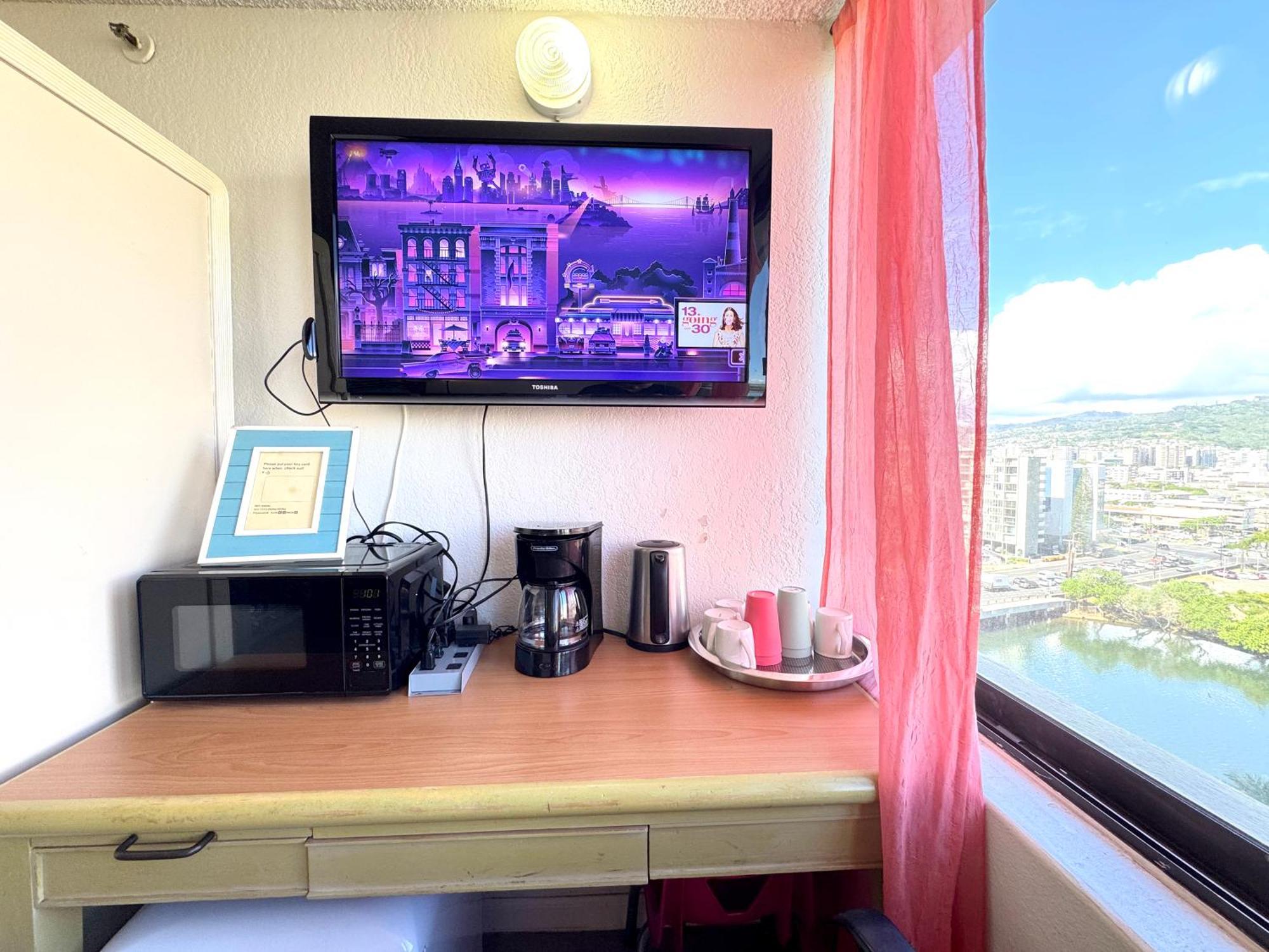 Waikiki Canal Family 6person *